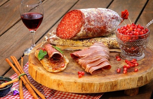 Kaip išsirinkti kokybišką ir skanią dešrą: 14 gero produkto požymių