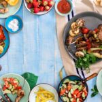 Kaip tinkamai valgyti kebabą: mitybos specialistai įvardijo geriausius garnyrus, padažus